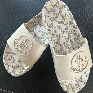 Moncler Rubber Slides